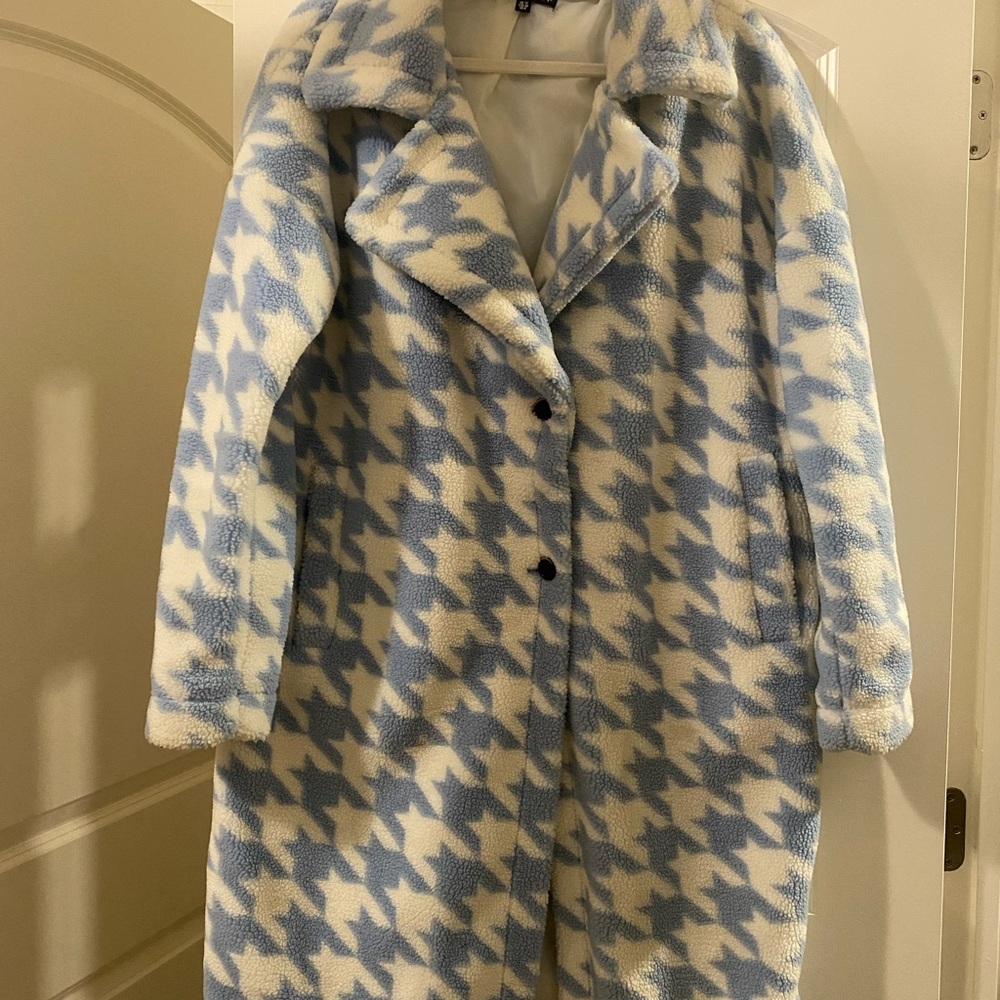 Stylish Blue and White Houndstooth Women's Coat